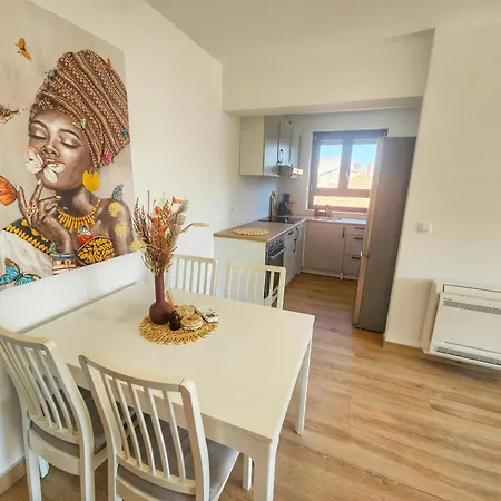 Modern Cityscape Zara