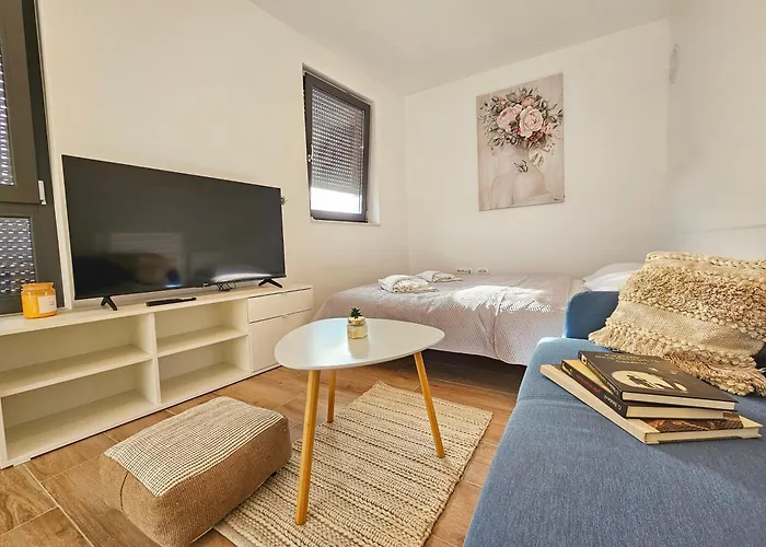 Modern Cityscape Apartman